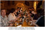 Uczestnicy_pleneru_na_posiku_w_restauracji_Gazdwka